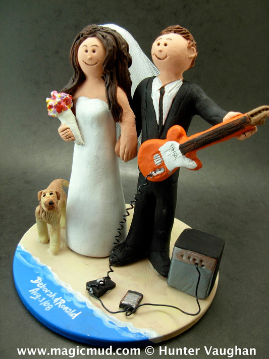 VIDEO - Guitar Player's Wedding Cake Toppers