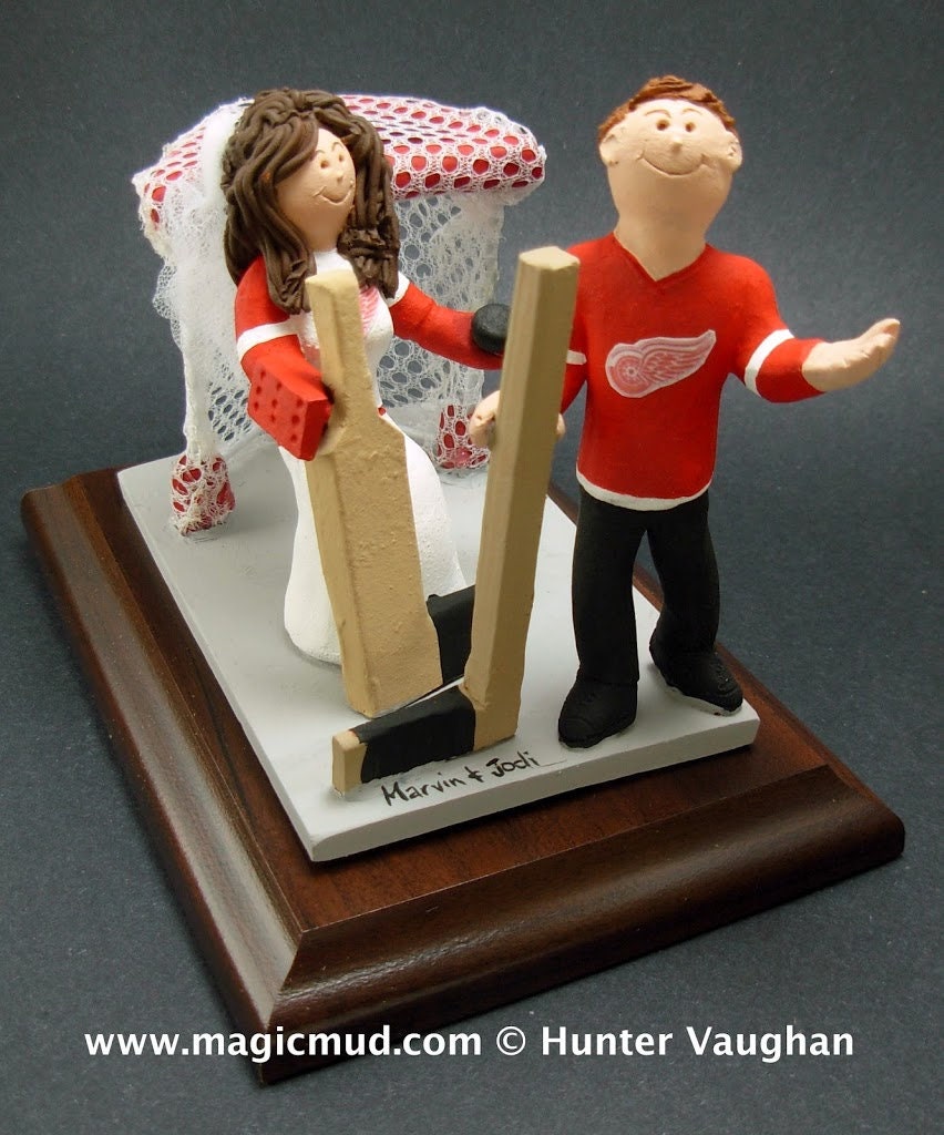 Goalie Groom Wedding Cake Topper, Hockey Bride and Groom Wedding Cake Topper, Wedding Anniversary Gift/CakeTopper, Hockey Wedding Figurine