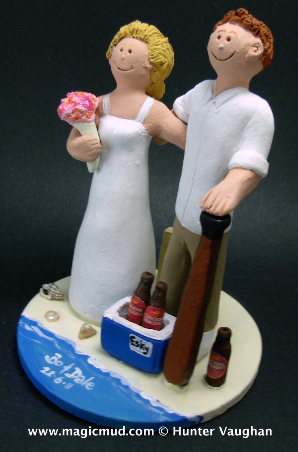 Cricket Players Wedding Cake Topper, Bride and Groom Cricket Players Wedding Cake Topper, Cricket Playing Wedding Cake Topper