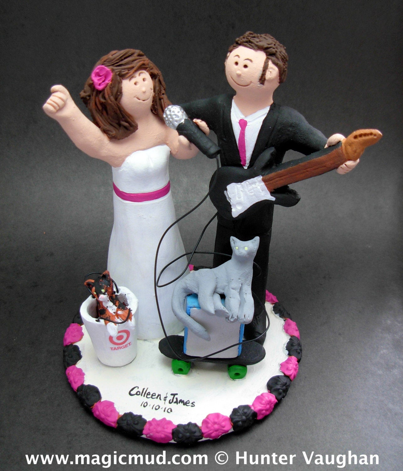 Singing Bride's Wedding Cake Topper, Piano Players Wedding Cake Topper, Lounge Singers Wedding Cake Topper, Singing Diva Wedding Cake Topper - iWeddingCakeToppers