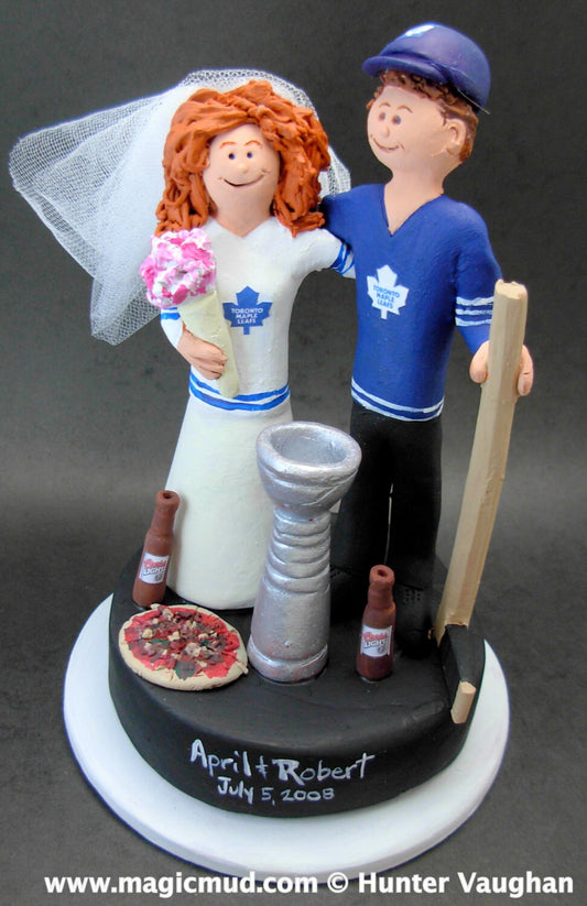 Toronto Maple Leaf's Hockey Wedding Cake Topper, Hockey Wedding Cake Topper, Stanley Cup Wedding Cake Topper, Hockey Wedding Figurine