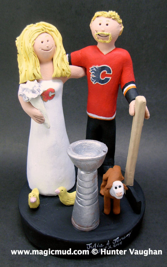Calgary Flames Hockey Wedding Cake Topper, Calgary Flames Bride and Groom Wedding Cake Topper, Calgary Flames Wedding Anniversary Gift