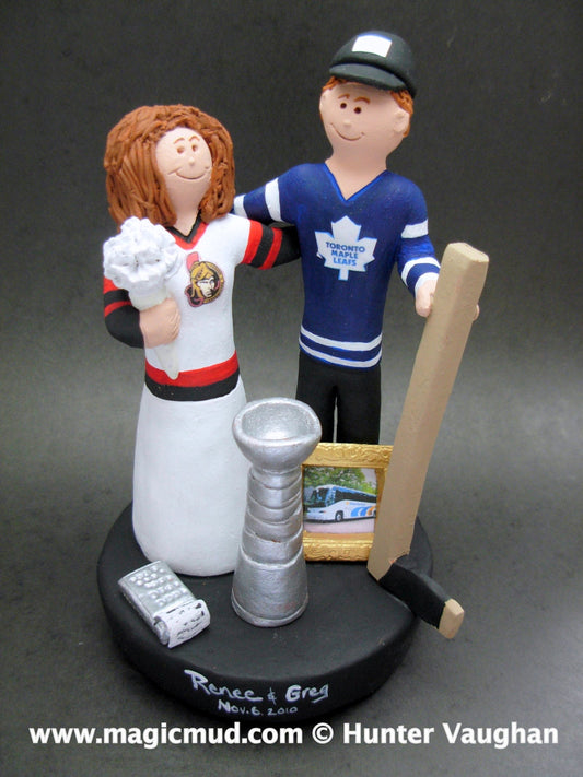 Spartans Hockey Wedding Cake Topper, Hockey Bride and Groom Wedding Cake Topper, Hockey Wedding Anniversary Gift, Hockey Wedding Caketopper