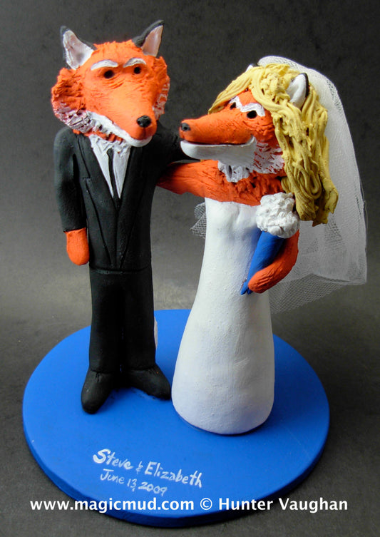 Foxes Animal Wedding Cake Topper, Fox Bride and Groom Wedding Cake Topper, Wedding Cake Topper custom made for any animal, fox Cake Topper - iWeddingCakeToppers