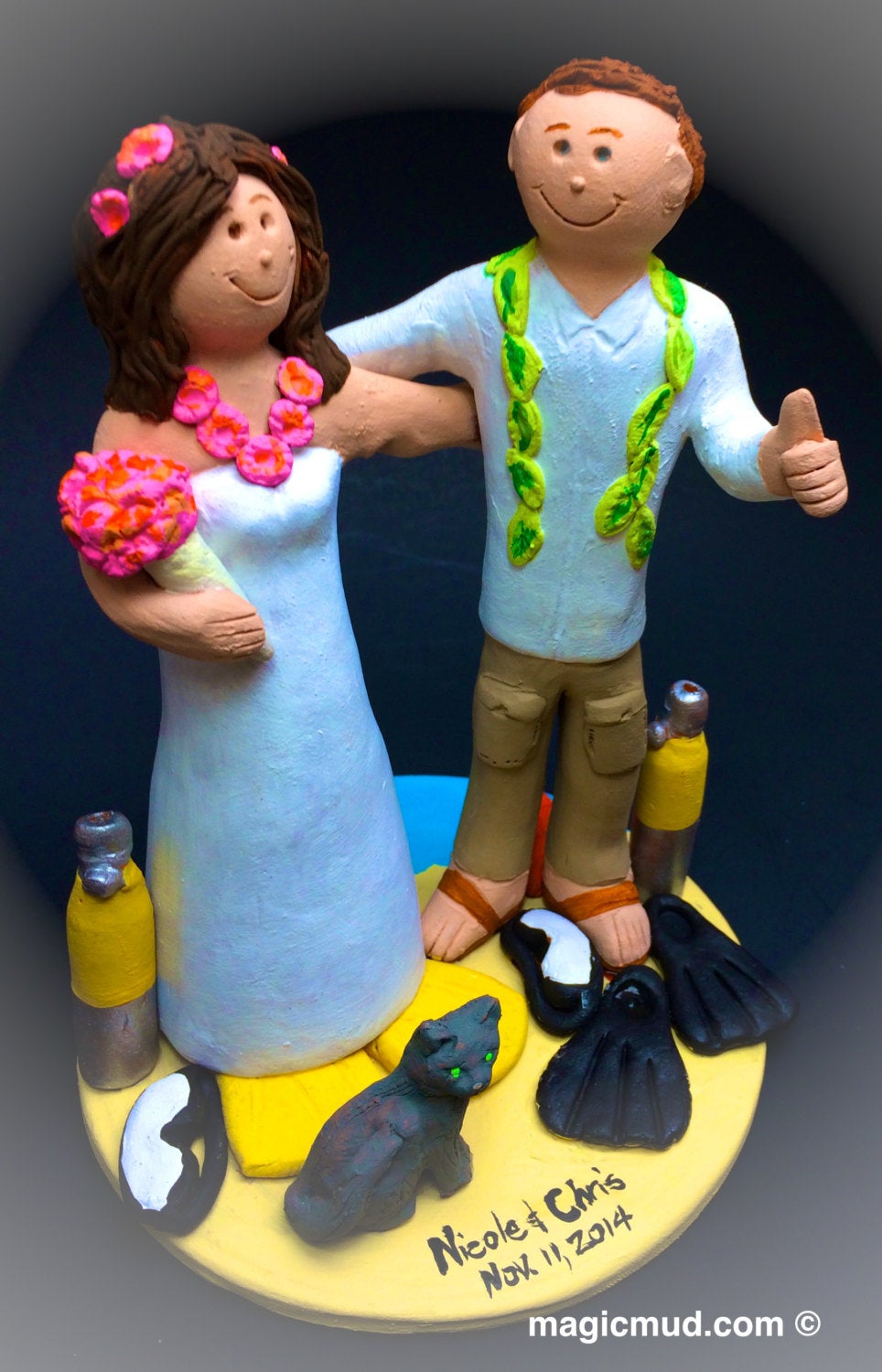 Bride and Groom in Hammock Wedding Cake Topper - Hammock on Beach Wedding Cake Topper, Barfeoot Bride and Groom Wedding Cake Topper - iWeddingCakeToppers