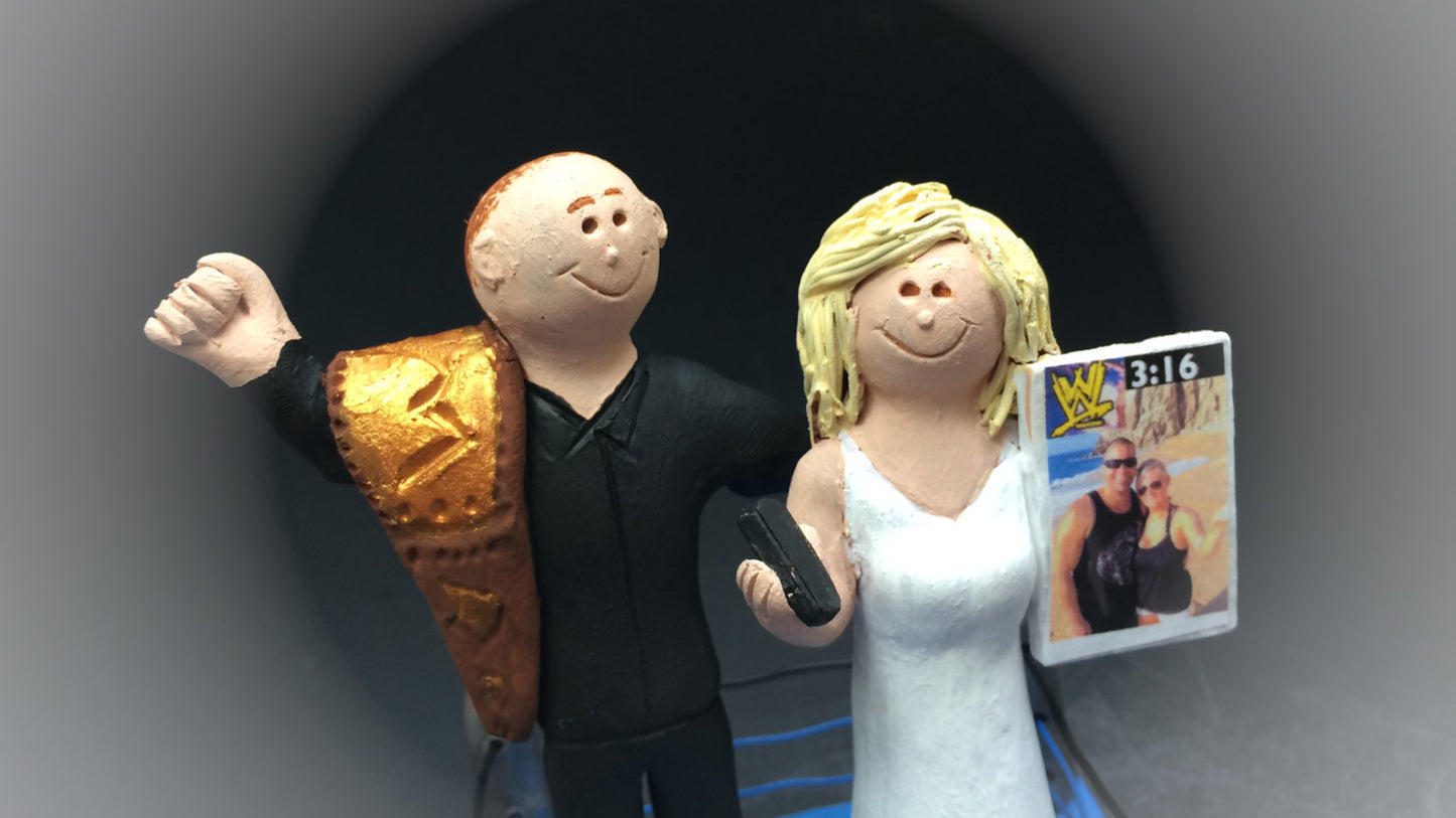 Wedding Cake Topper for a Wrestling Fan - Pro Wrestling Wedding Cake Topper - WWE Wedding Cake Topper - WWF Wedding Cake Topper - iWeddingCakeToppers