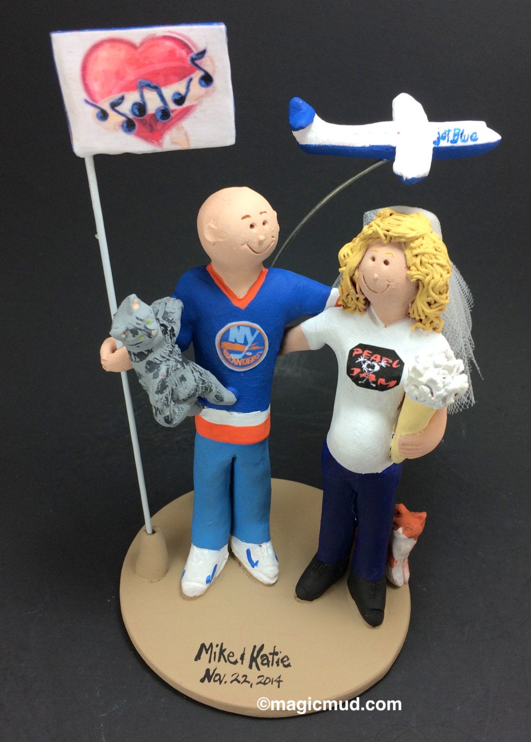 New York Islanders Wedding Cake Topper, Pregnant Bride Wedding Cake Topper, Pearl Jam Wedding Cake Topper, Wedding Cake Topper Custom Made - iWeddingCakeToppers