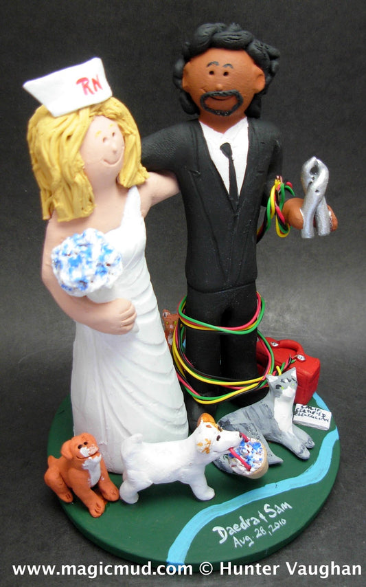 VIDEO - Mixed Race Wedding Cake Toppers