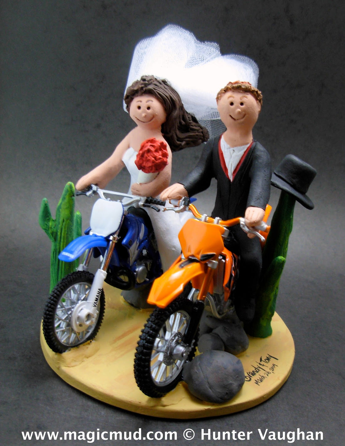 VIDEO - Dirt Bike & Off Road Motorcycle Wedding Cake Toppers