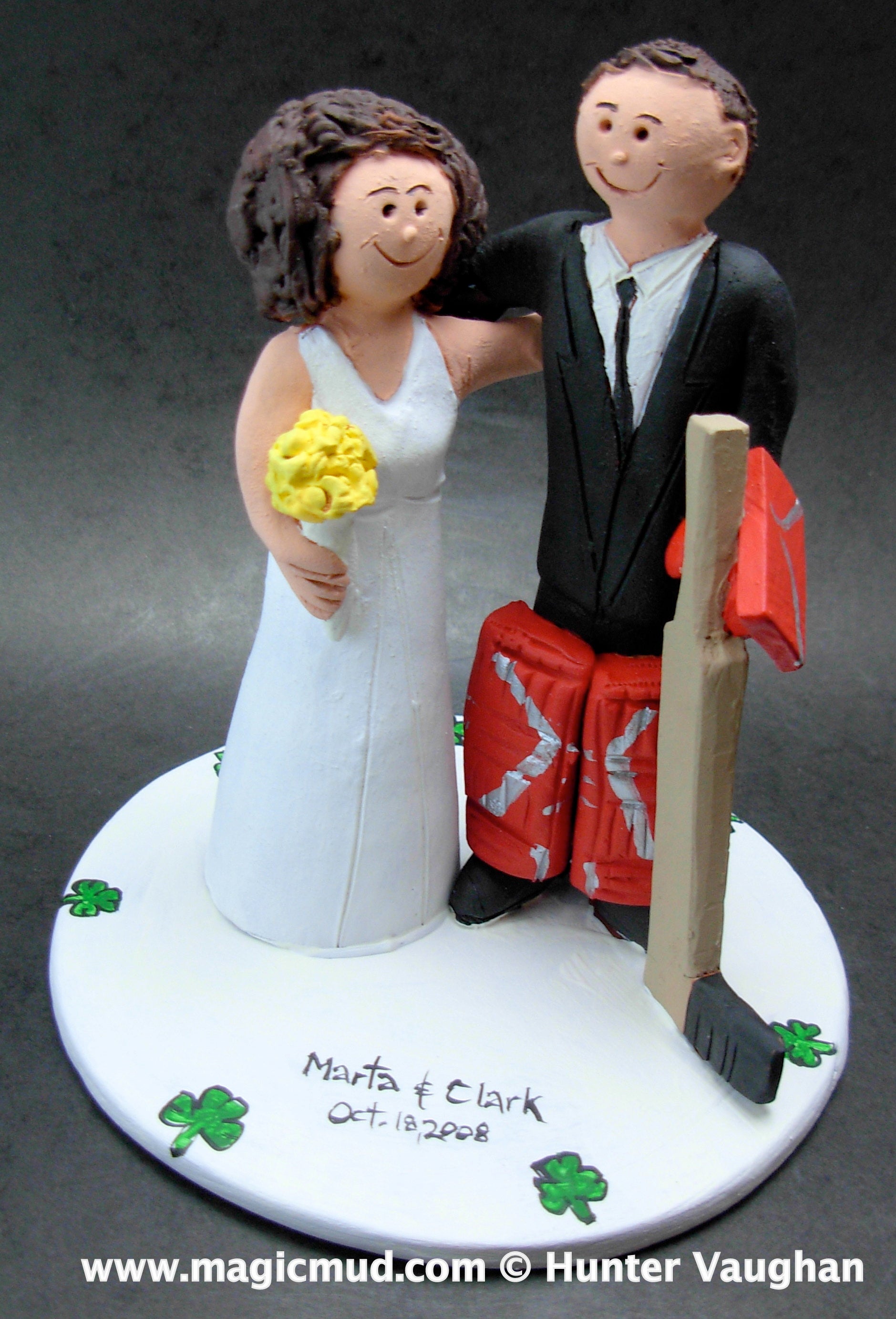 Goalie Groom Wedding Cake Topper, Hockey Bride and Groom Wedding Cake Topper, Wedding Anniversary Gift/CakeTopper, Hockey Wedding Figurine - iWeddingCakeToppers