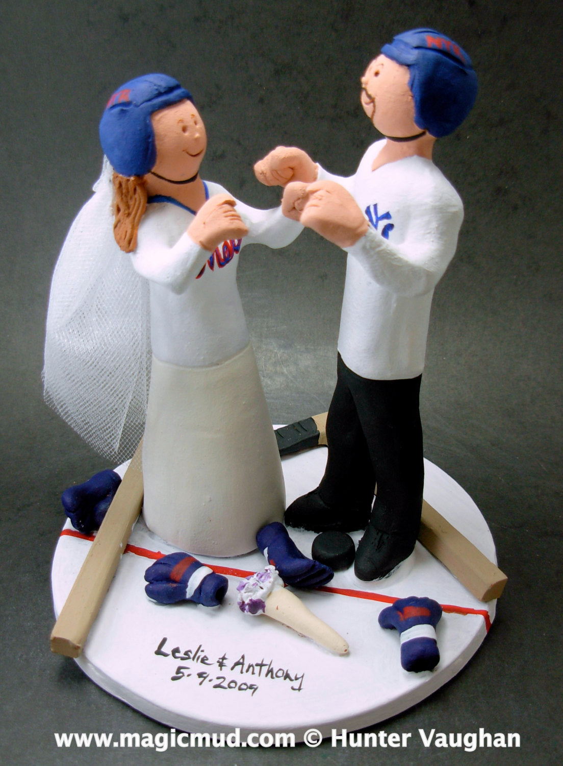 Personalized Hockey Wedding Cake Topper, custom made to order New York Rangers Wedding Cake Topper- NHL Hockey Wedding Cake Topper - iWeddingCakeToppers