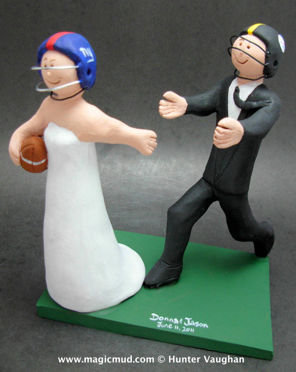 Pittsburgh Steelers Football Wedding CakeTopper, Steelers Wedding Anniversary Gift/CakeTopper, NFL Football Wedding Anniversary Gift/Figurine - iWeddingCakeToppers