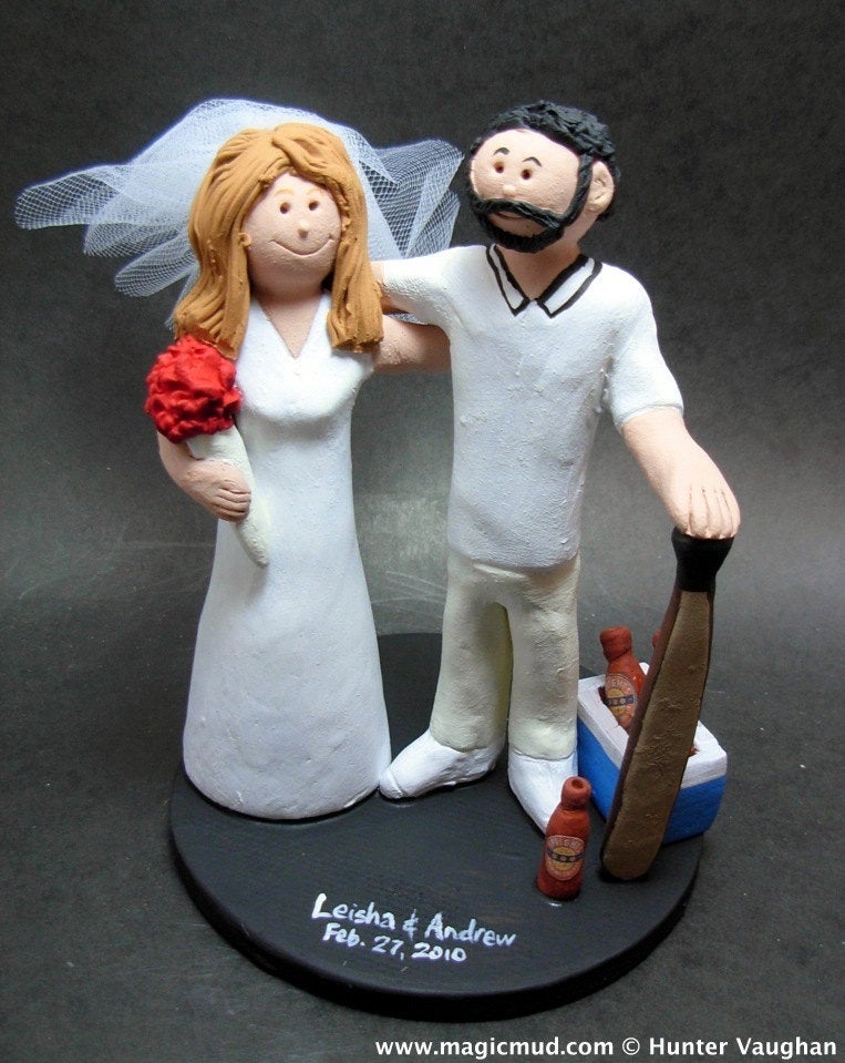 Cricket Players Wedding Cake Topper, Bride and Groom Cricket Players Wedding Cake Topper, Cricket Playing Wedding Cake Topper - iWeddingCakeToppers