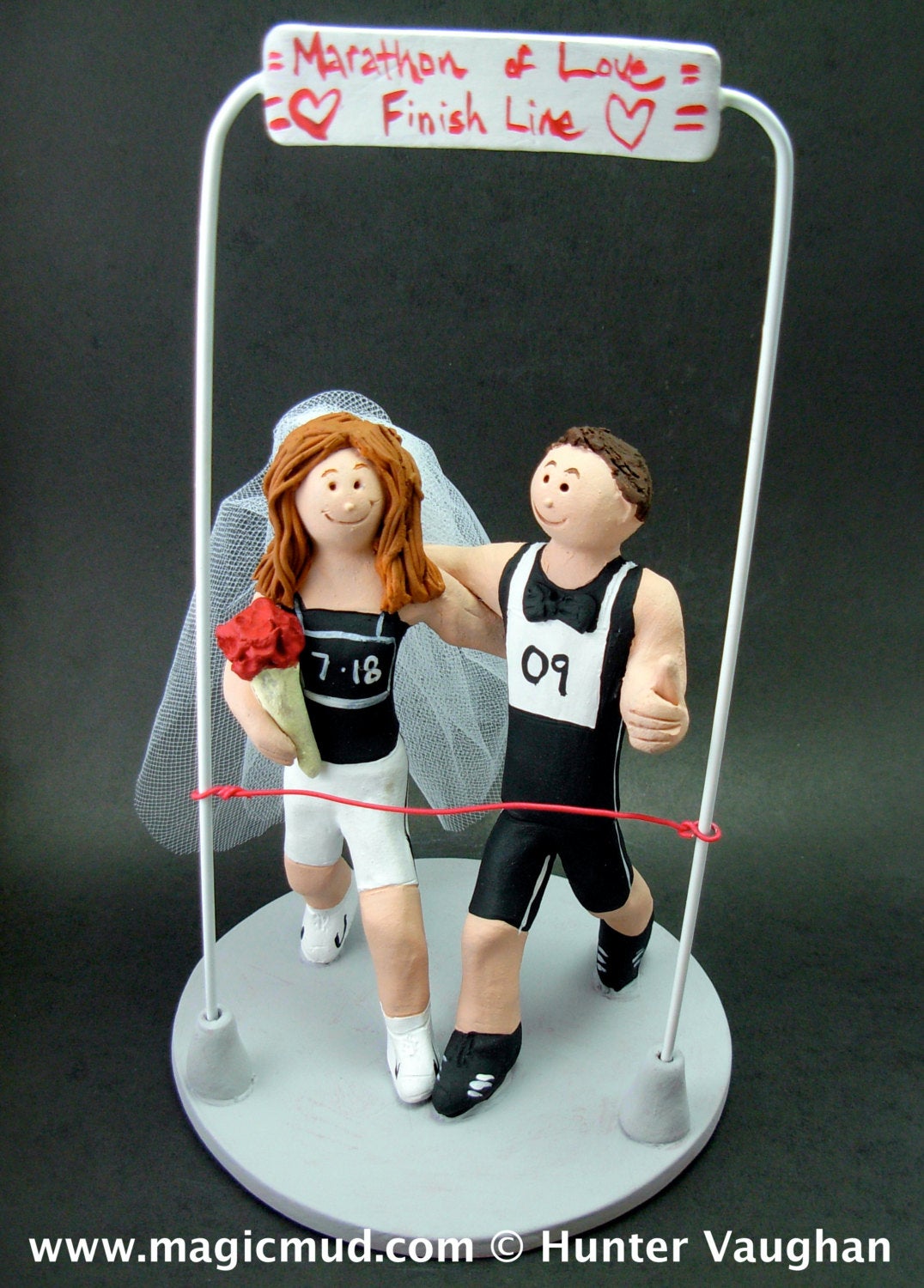 Marathon Runner's Wedding Cake Topper, Joggers Wedding Cake Topper, Athletes Wedding Cake Topper, Joggers Wedding CakeTopper,Jogging  Statue - iWeddingCakeToppers