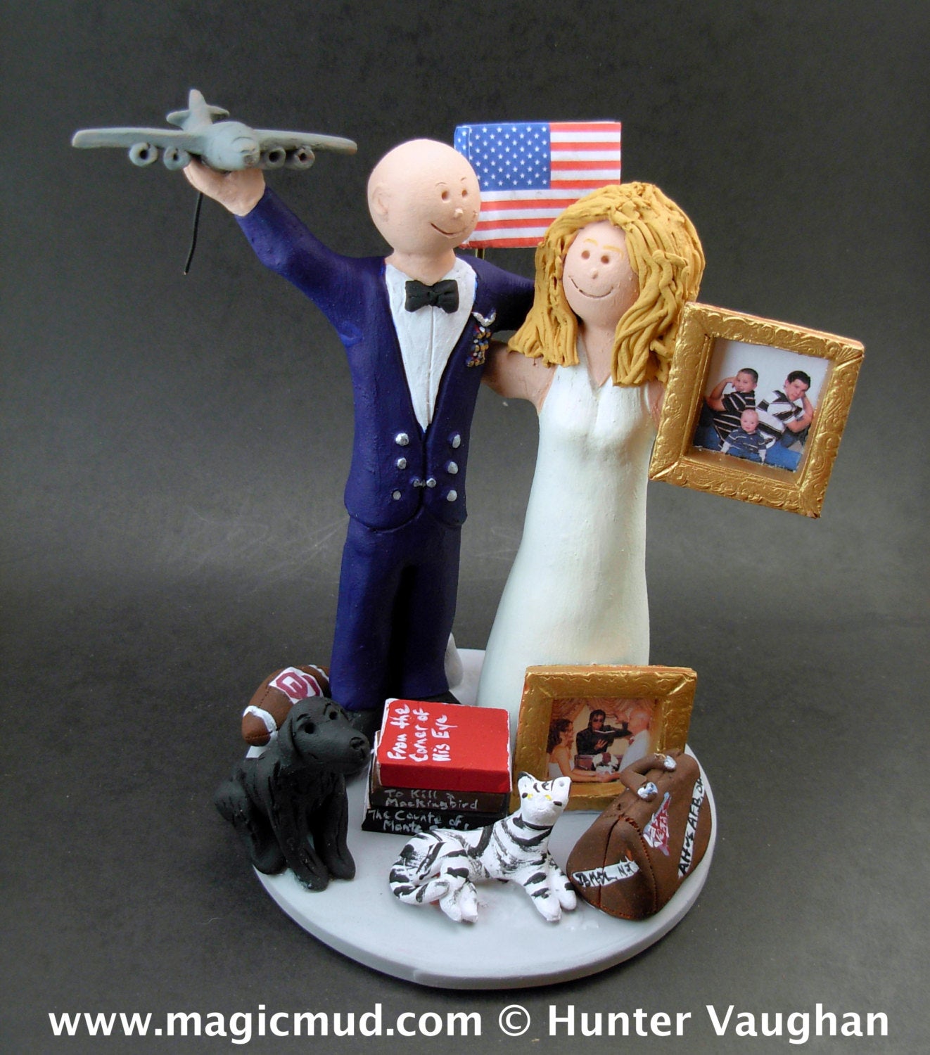 Air Force Pilot Groom In Uniform Wedding Cake Topper, USAF Pilot Wedding Anniversary Gift/Cake Topper, Air Force Pilot Wedding CakeTopper - iWeddingCakeToppers