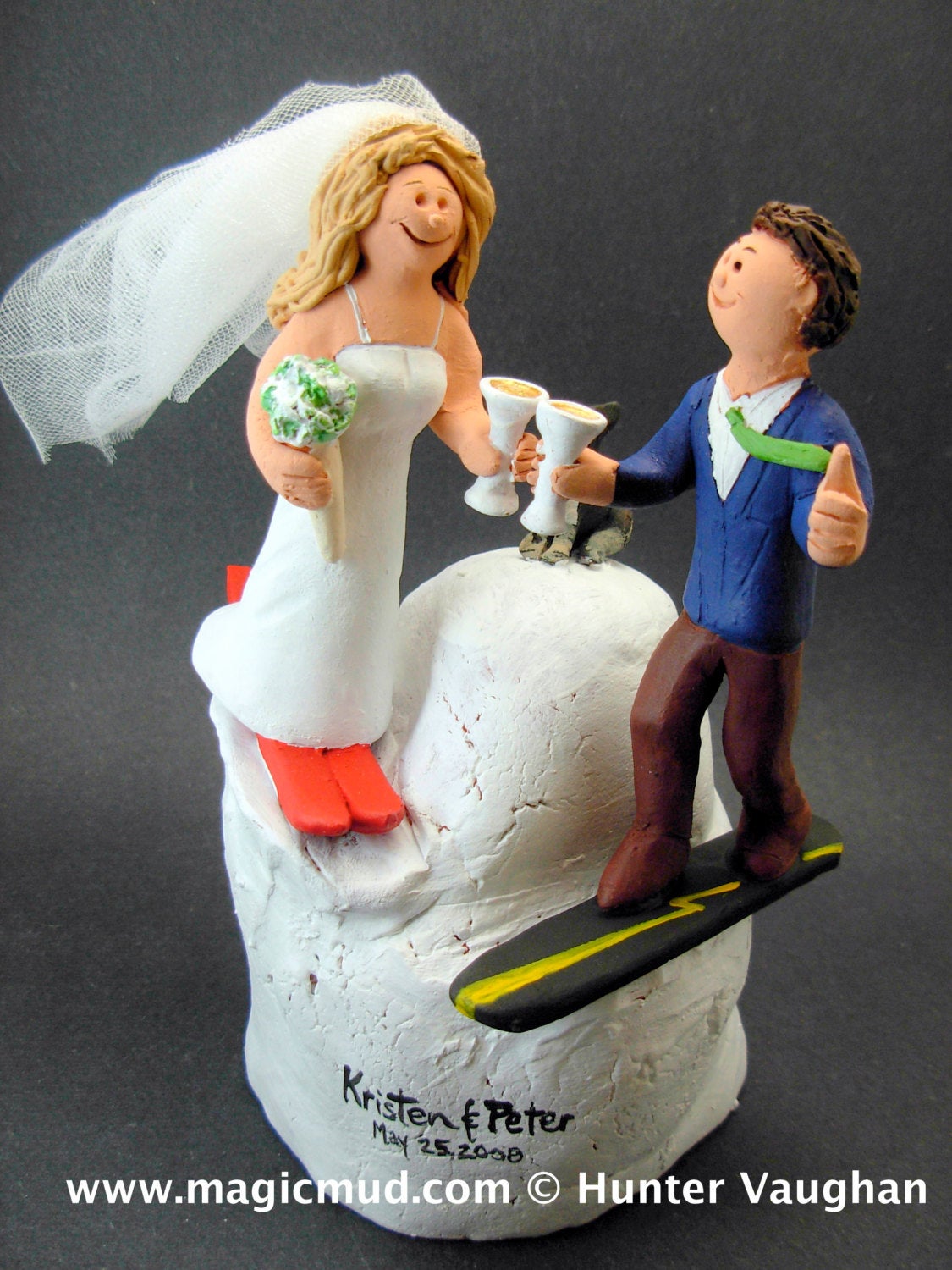 SnowBoarder's Wedding Cake Topper, Snowboarding Wedding Cake Topper, Snowboarding Bride and Groom Wedding Cake Topper, Snowboarding Figurine - iWeddingCakeToppers