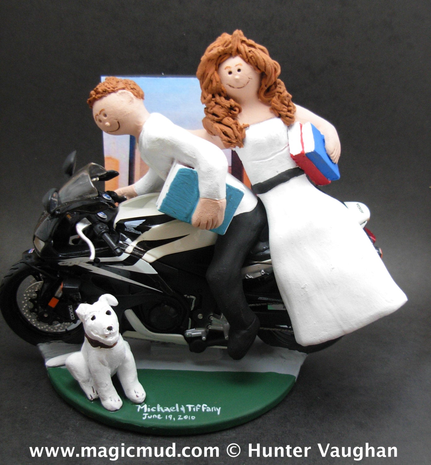 Sportbike Motorcycle Wedding Cake Topper, Crotch Rocket Wedding Cake Topper, Sport Motorcycle Wedding Cake Topper, Yamaha Wedding CakeTopper - iWeddingCakeToppers