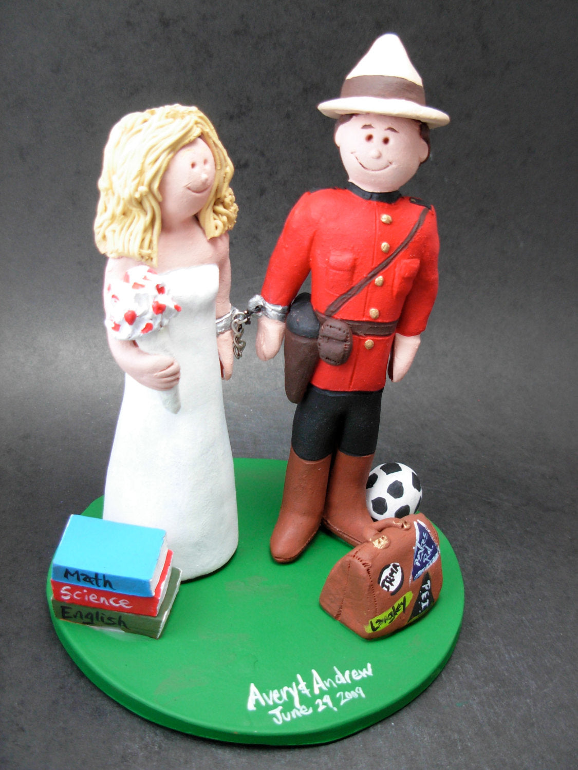 RCMP Mountie's Wedding Cake Topper, Police Uniform Wedding Cake Topper, Cake Topper for RCMP Wedding, Red Serge Uniform Wedding Caketopper - iWeddingCakeToppers