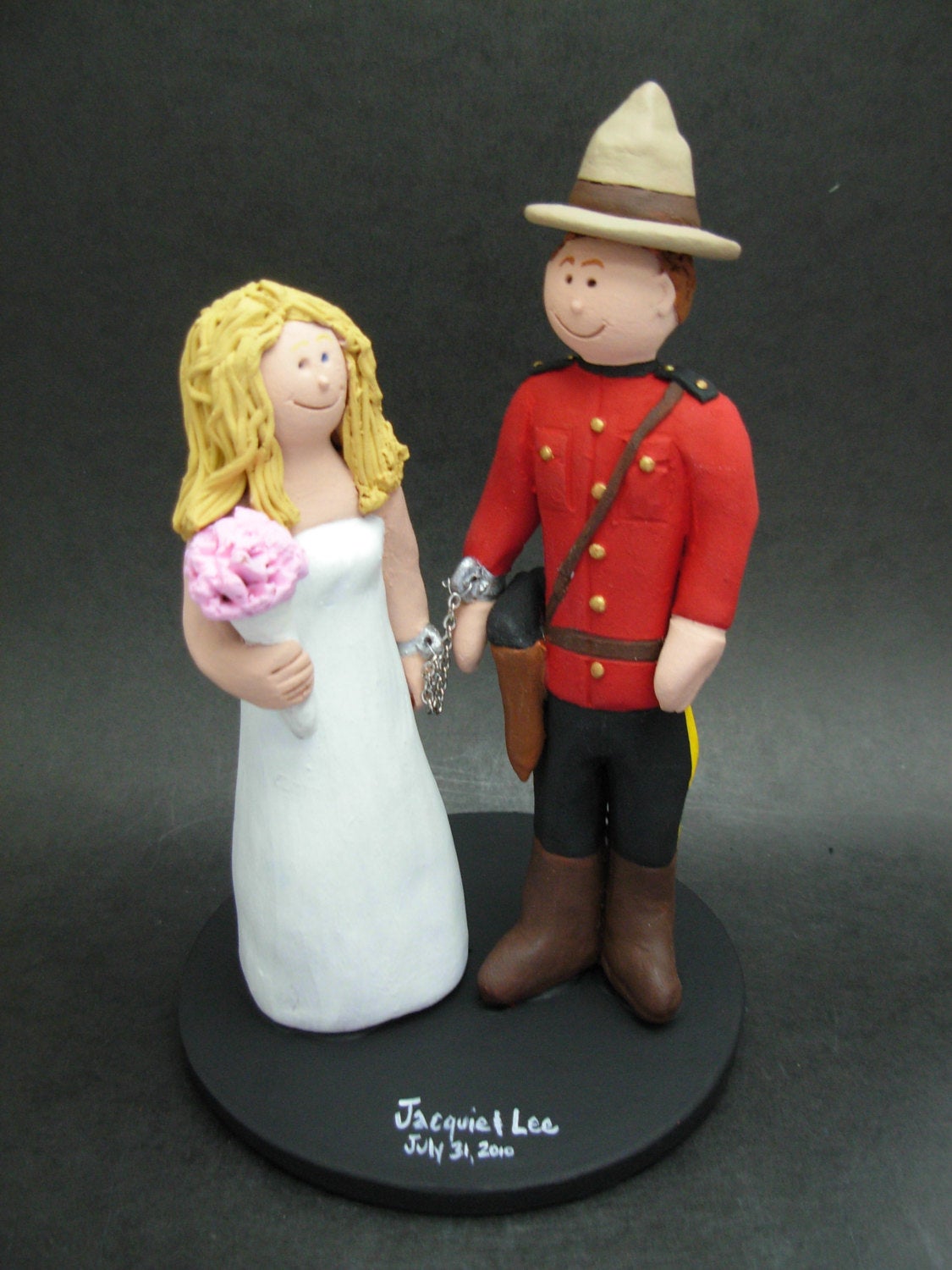 RCMP Mountie's Wedding Cake Topper, Police Uniform Wedding Cake Topper, Cake Topper for RCMP Wedding, Red Serge Uniform Wedding Caketopper - iWeddingCakeToppers