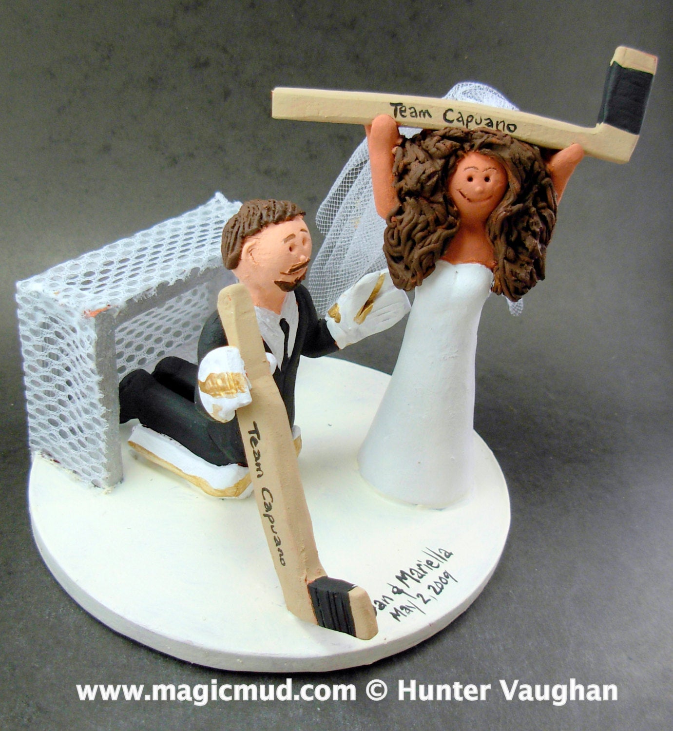 Goalie Groom Wedding Cake Topper, Hockey Bride and Groom Wedding Cake Topper, Wedding Anniversary Gift/CakeTopper, Hockey Wedding Figurine - iWeddingCakeToppers