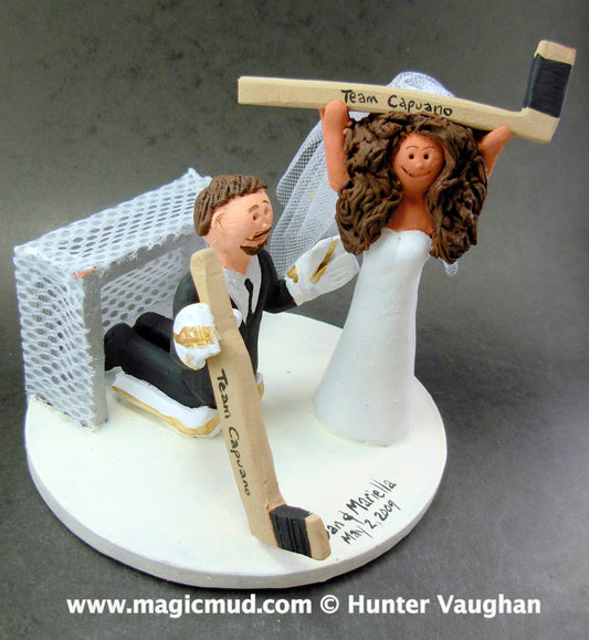 Goalie Groom Wedding Cake Topper, Hockey Bride and Groom Wedding Cake Topper, Wedding Anniversary Gift/CakeTopper, Hockey Wedding Figurine - iWeddingCakeToppers