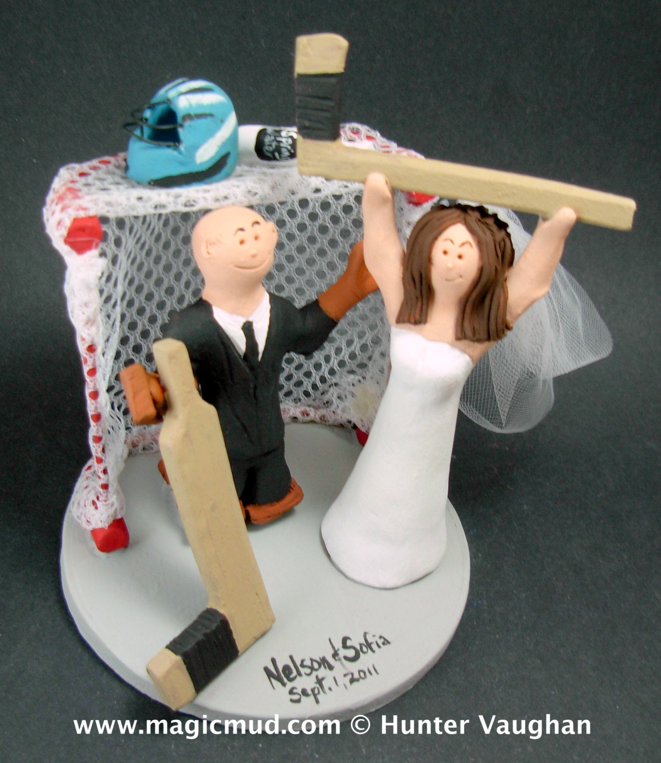 Goalie Groom Wedding Cake Topper, Hockey Bride and Groom Wedding Cake Topper, Wedding Anniversary Gift/CakeTopper, Hockey Wedding Figurine - iWeddingCakeToppers