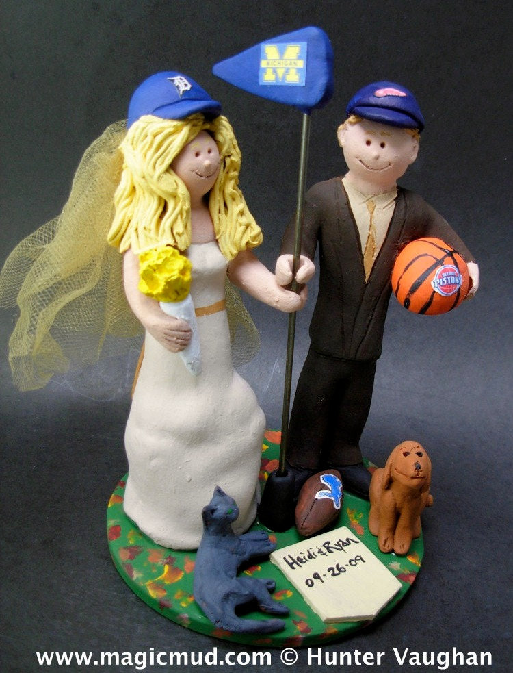 Detroit Tigers Baseball Wedding Cake Topper, University of Michigan Wedding Cake Topper, Detroit Tigers Wedding Anniversary Gift - iWeddingCakeToppers