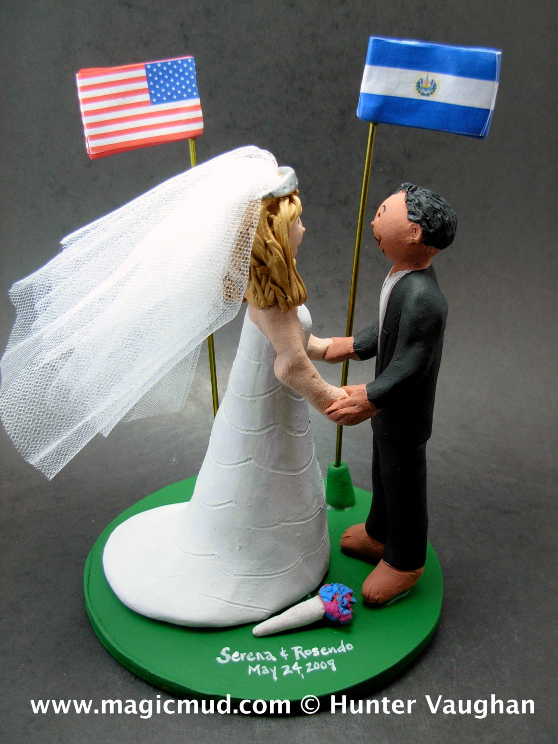 International Marriage Wedding Cake Topper, Wedding Cake Topper with Country of Origin Flags, custom marriage figurine,custom wedding statue - iWeddingCakeToppers