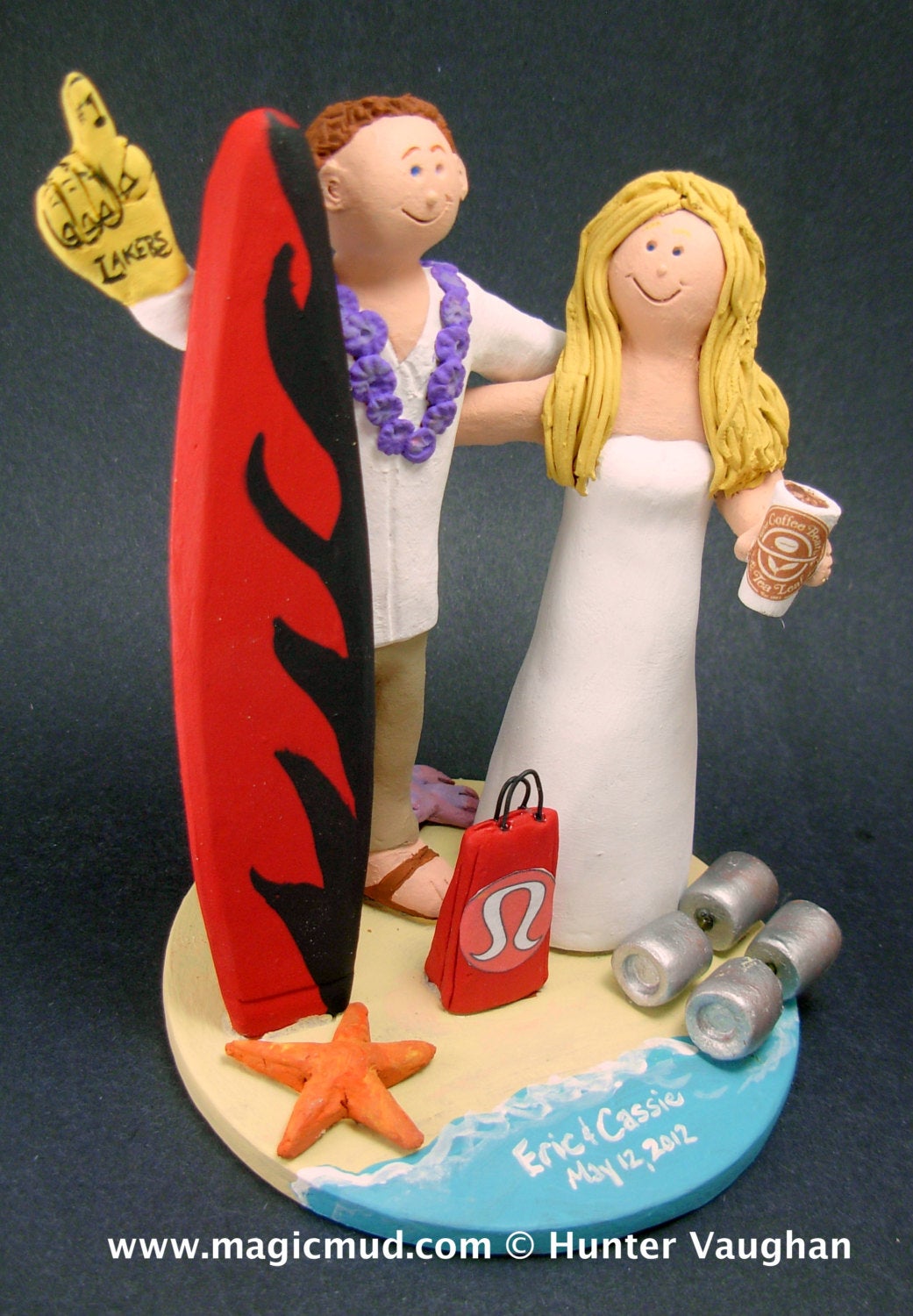 Surfer's Wedding Cake Topper - Bride and Groom on Surfboard Wedding Cake Topper, Pet Dogs Wedding Cake Topper, Surfing Wedding Cake Topper - iWeddingCakeToppers