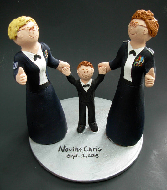 Gay Army Bride's Wedding Cake Topper, Lesbian Wedding Cake Topper, Wedding Cake Topper for Two Women, gay marriage figurine, lesbian wedding