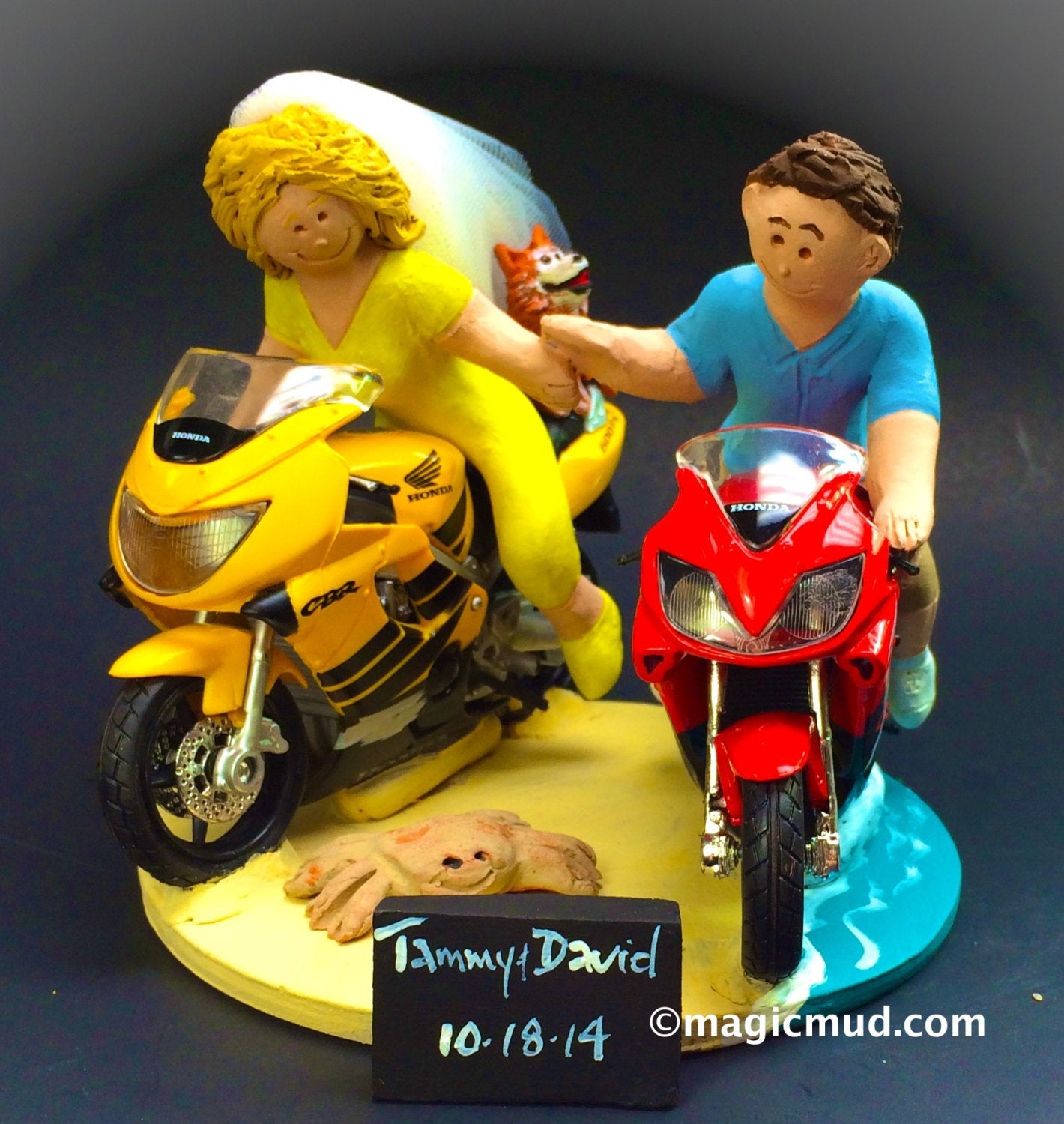 Bride and Groom on Honda CBR Sportbikes Wedding Cake Topper, Motorcycle Wedding Cake Topper, Wedding Cake Topper for Motorcycle Riders - iWeddingCakeToppers