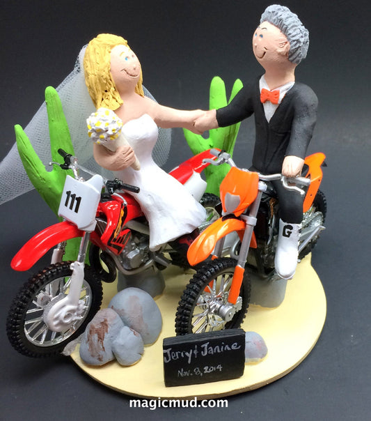 Desert Dirt Bikers Wedding Cake Topper, KTM Motorcycle Wedding Cake Topper, Honda Dirt Bike Wedding Cake Topper, Bikers Wedding Cake Topper - iWeddingCakeToppers