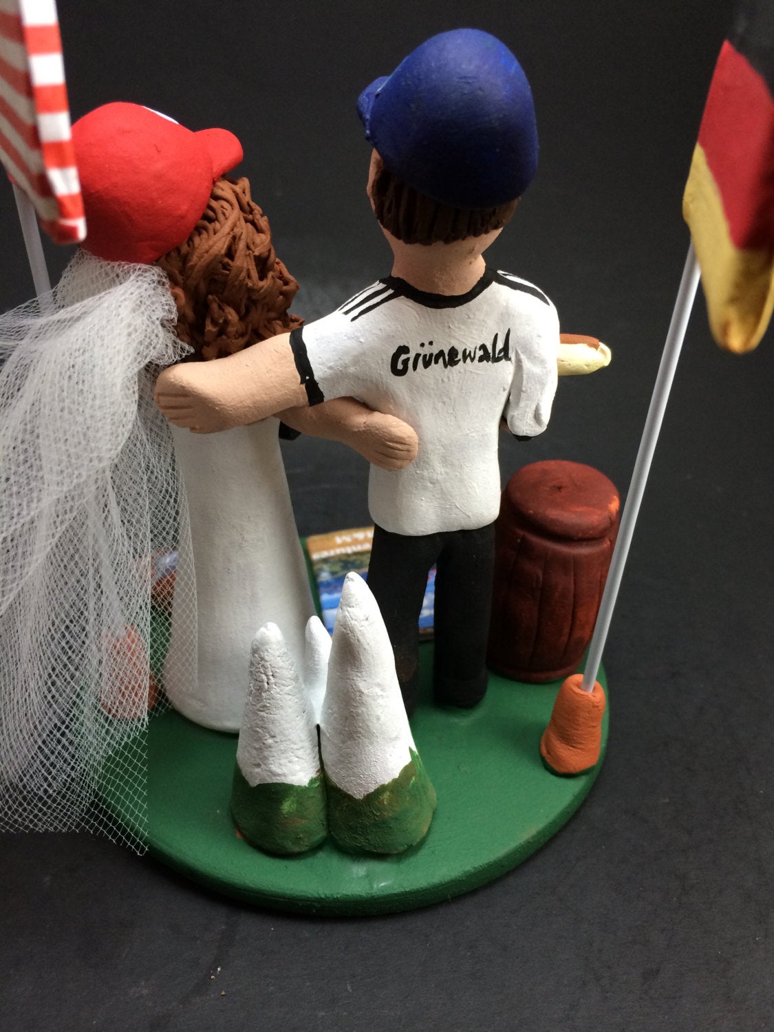 Seattle Seahawks Groom Wedding Cake Topper, Phillies Bride Baseball Wedding Cake Topper, Bride and Groom with Hotdogs Wedding Cake Topper - iWeddingCakeToppers