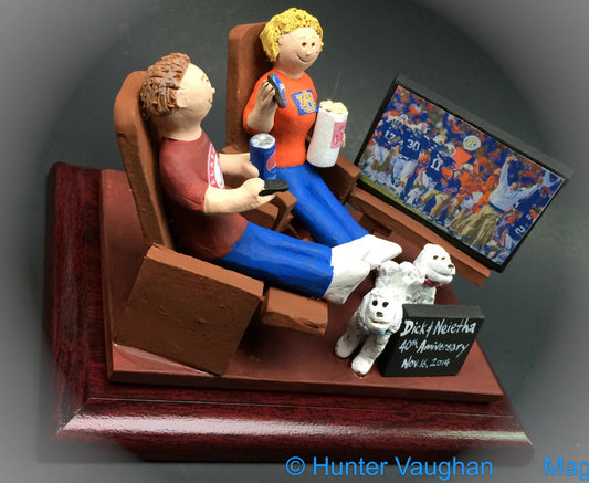 40th Wedding Anniversary Caketopper - Custom Made Anniversary Figurine, Mom and Dad Watching TV Anniversary Gift